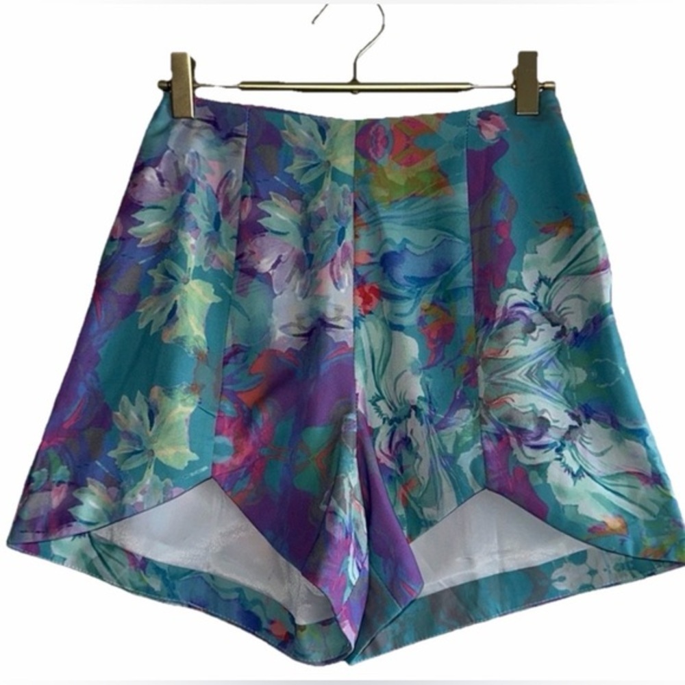 SABO Skirt Colorful Floral Design Shorts Sz. 6 NWT!